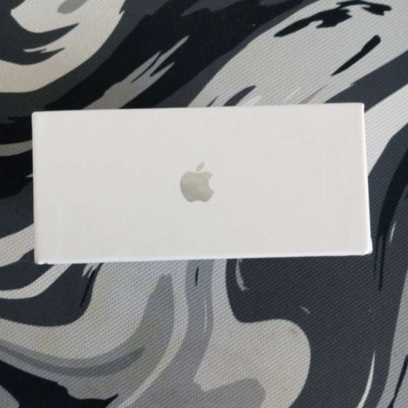 Apple AirPods Pro 2nd Generation with MagSafe Wireless Charging Case (USB‑C) - Picture 3 of 5